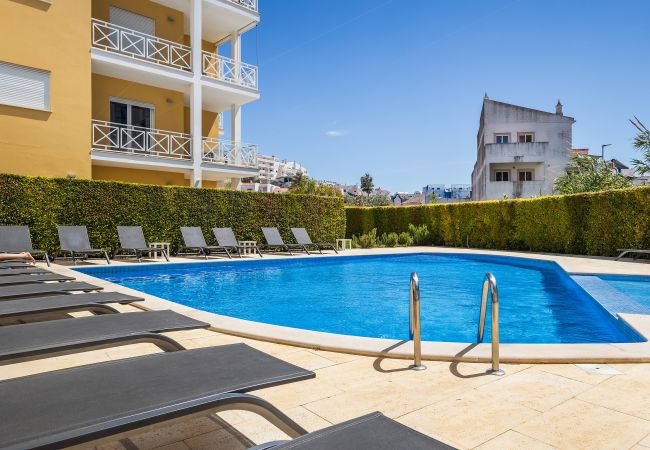 Apartamento em Albufeira - Apt. Duplex OCV - 5min Praia Apartamento em Albufeira - Apt. Duplex OCV - 5min Praia