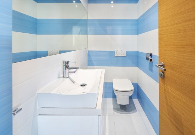 Apartamento em Albufeira - Apt. Duplex OCV - 5min Praia Apartamento em Albufeira - Apt. Duplex OCV - 5min Praia