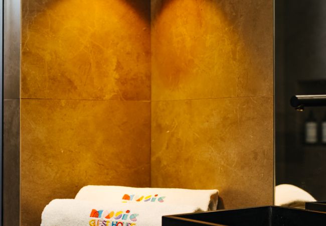 Quarto em Lisboa - BAIRRO ALTO MUSIC GUEST HOUSE BRAHMS Quarto em Lisboa - BAIRRO ALTO MUSIC GUEST HOUSE BRAHMS