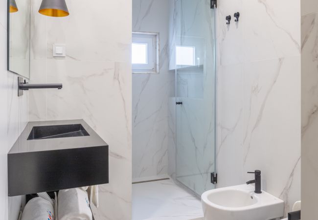 Quarto em Lisboa - BAIRRO ALTO MUSIC GUEST HOUSE STRAUSS Quarto em Lisboa - BAIRRO ALTO MUSIC GUEST HOUSE STRAUSS