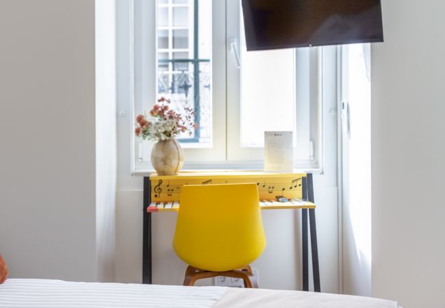 Quarto em Lisboa - BAIRRO ALTO MUSIC GUEST HOUSE VIVALDI Quarto em Lisboa - BAIRRO ALTO MUSIC GUEST HOUSE VIVALDI