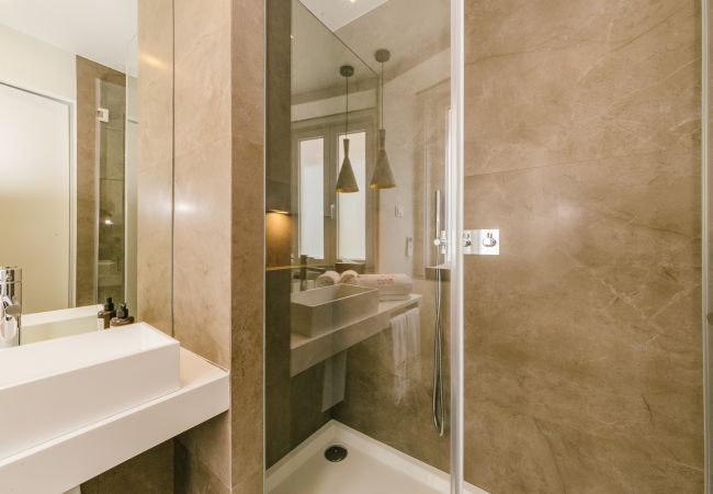 Quarto em Lisboa - BAIRRO ALTO MUSIC GUEST HOUSE VIVALDI Quarto em Lisboa - BAIRRO ALTO MUSIC GUEST HOUSE VIVALDI