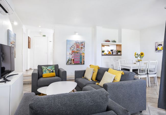 Apartamento em Albufeira - Vista Portuguesa OCV - Complexo c/ vista mar Apartamento em Albufeira - Vista Portuguesa OCV - Complexo c/ vista mar