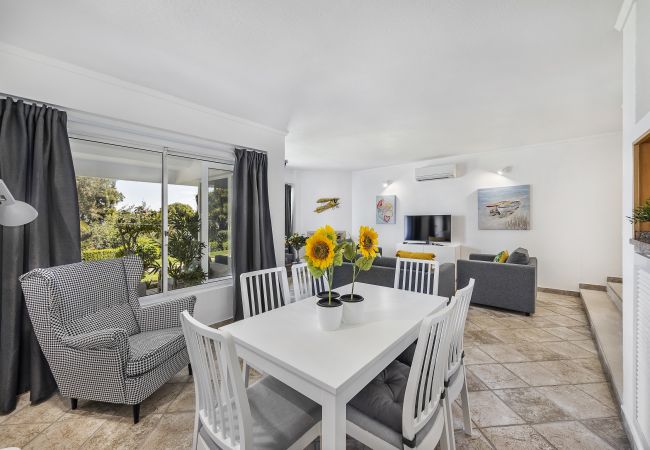 Apartamento em Albufeira - Vista Portuguesa OCV - Complexo c/ vista mar Apartamento em Albufeira - Vista Portuguesa OCV - Complexo c/ vista mar