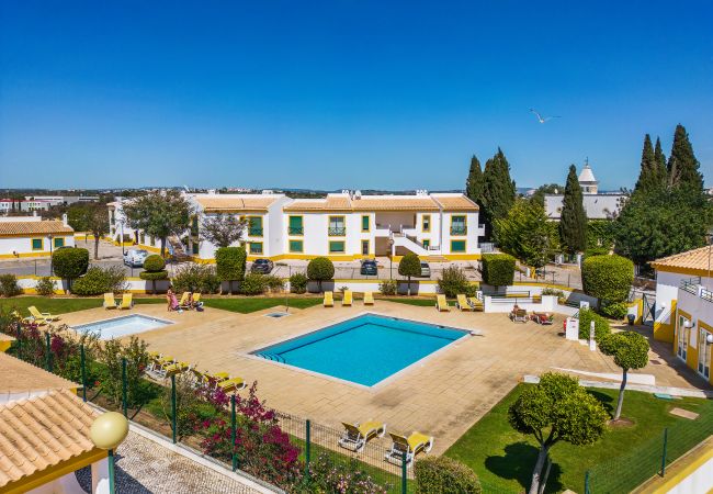 Estúdio em Albufeira - Nuances do Oceano OCV - Piscina e estacionamento