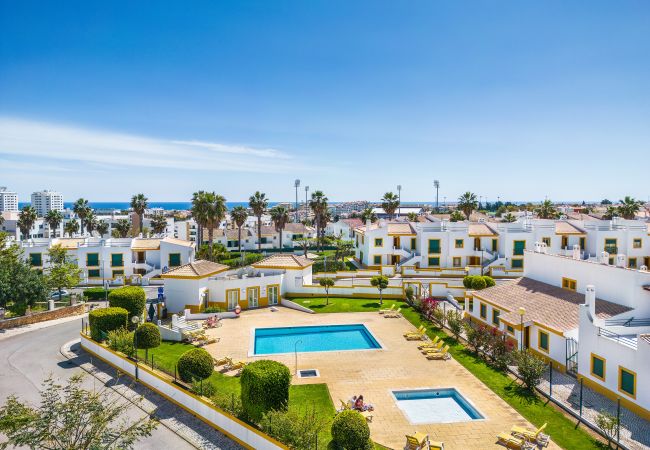 Estúdio em Albufeira - Nuances do Oceano OCV - Piscina e estacionamento