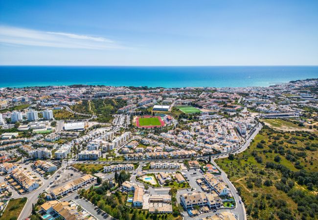 Estúdio em Albufeira - Nuances do Oceano OCV - Piscina e estacionamento