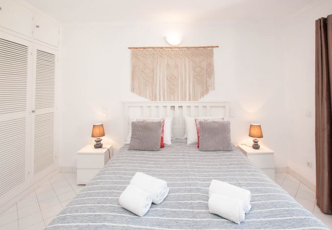 Apartamento em Albufeira - Windmill OCV - Piscina e perto do Centro Apartamento em Albufeira - Windmill OCV - Piscina e perto do Centro