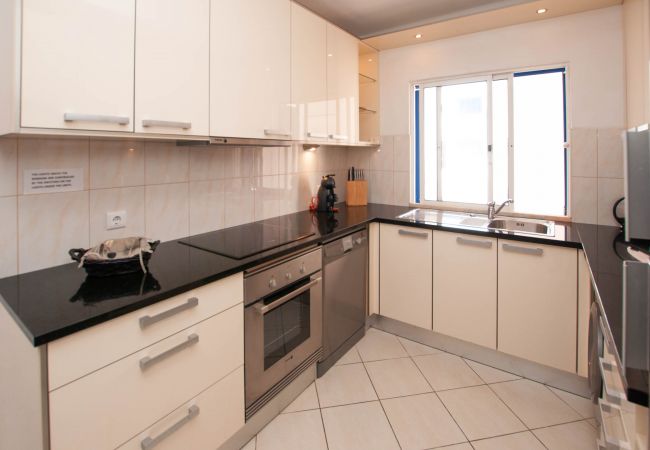 Apartamento em Albufeira - Windmill OCV - Piscina e perto do Centro Apartamento em Albufeira - Windmill OCV - Piscina e perto do Centro