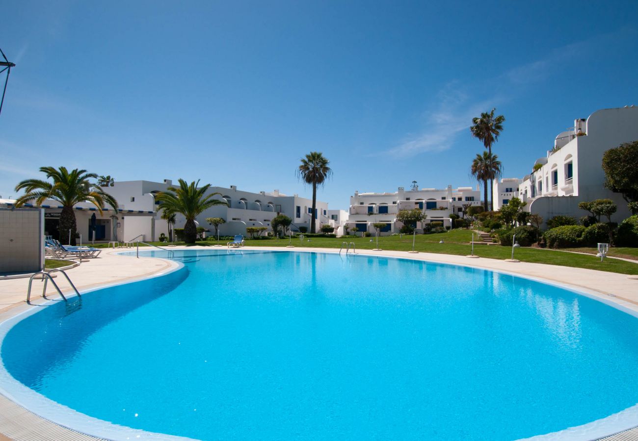 Apartamento em Albufeira - Windmill OCV - Piscina e perto do Centro