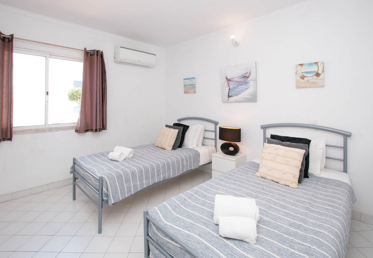 Apartamento em Albufeira - Windmill OCV - Piscina e perto do Centro