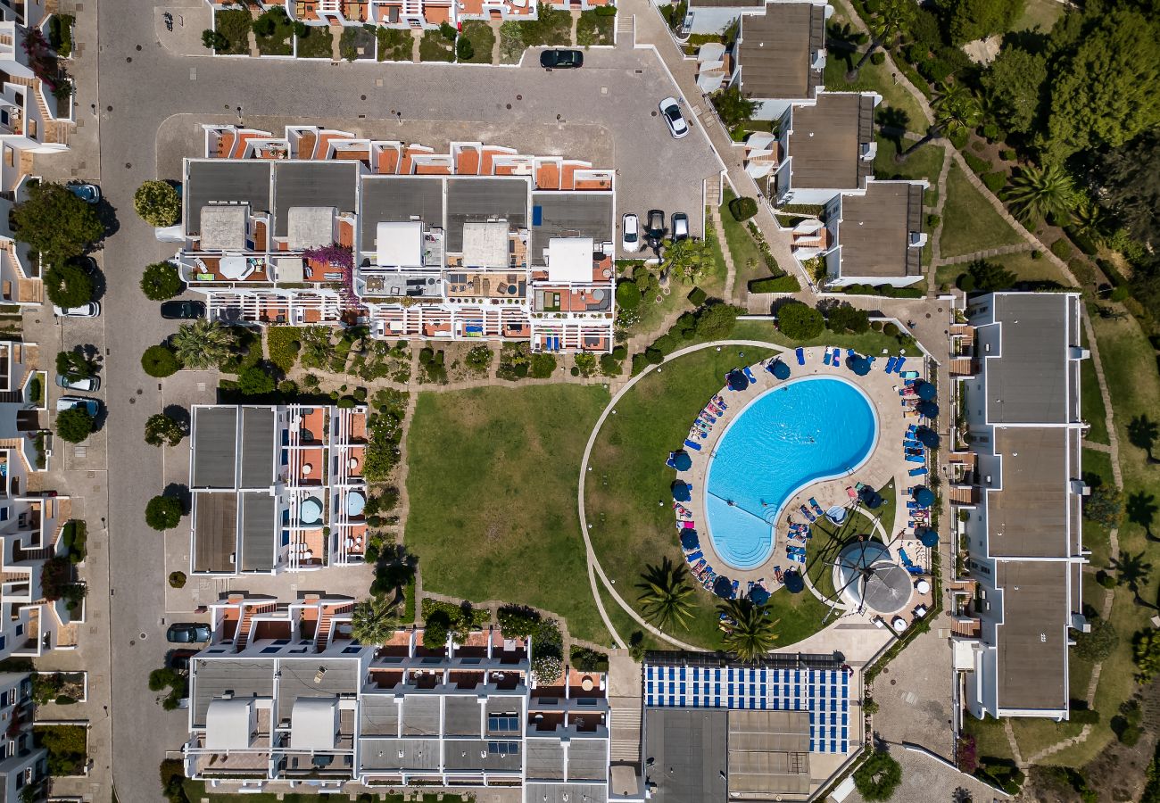 Apartamento em Albufeira - Windmill OCV - Piscina e perto do Centro