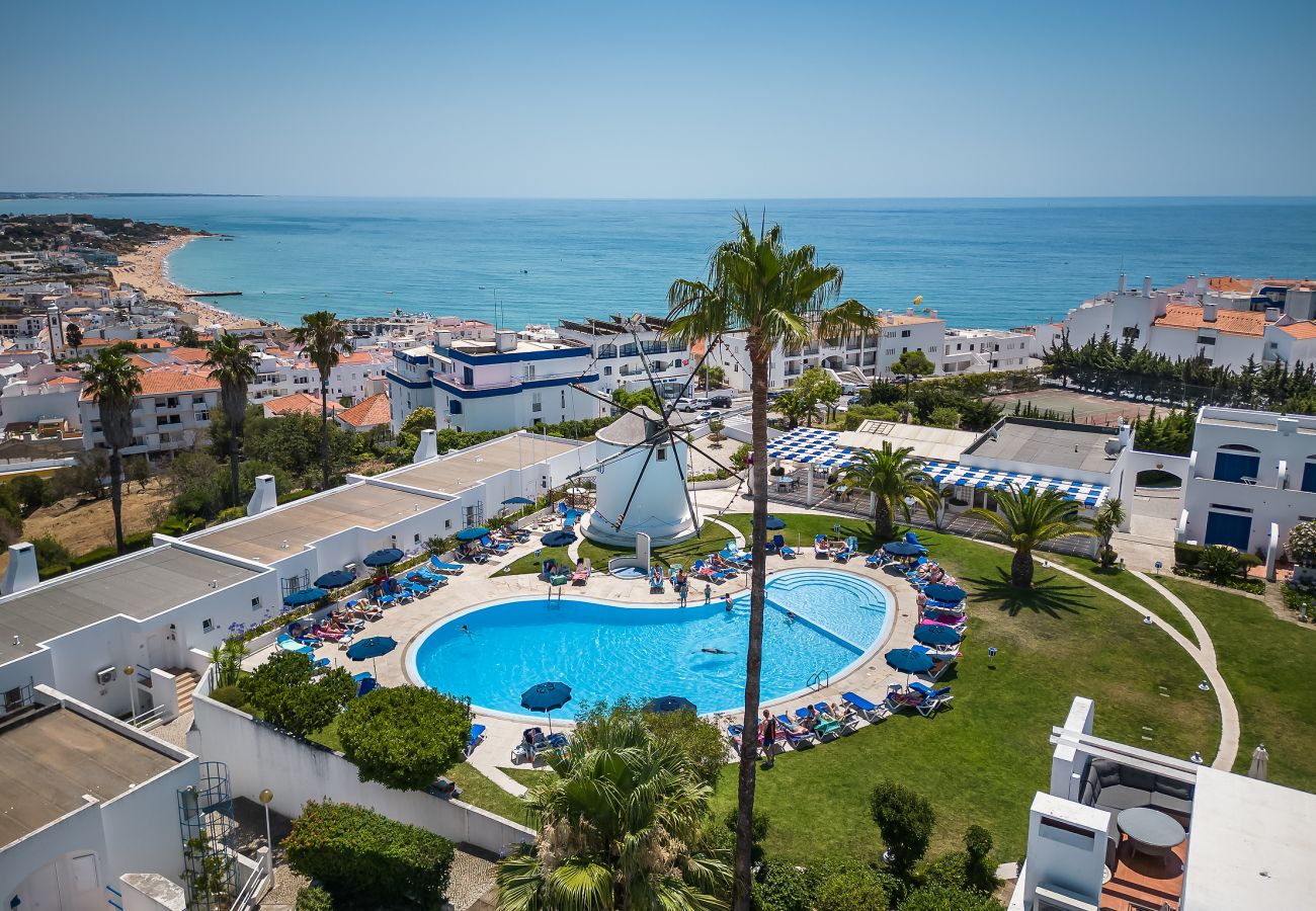 Apartamento em Albufeira - Windmill OCV - Piscina e perto do Centro