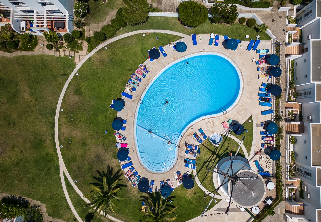 Apartamento em Albufeira - Windmill OCV - Piscina e perto do Centro