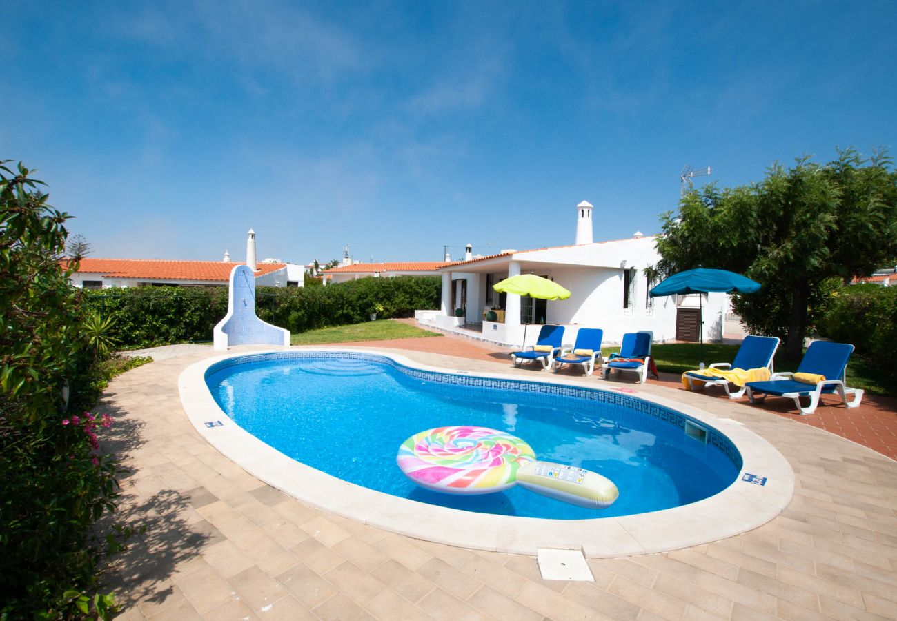 Villa em Albufeira - Villa 7 - Piscina privada perto da Oura
