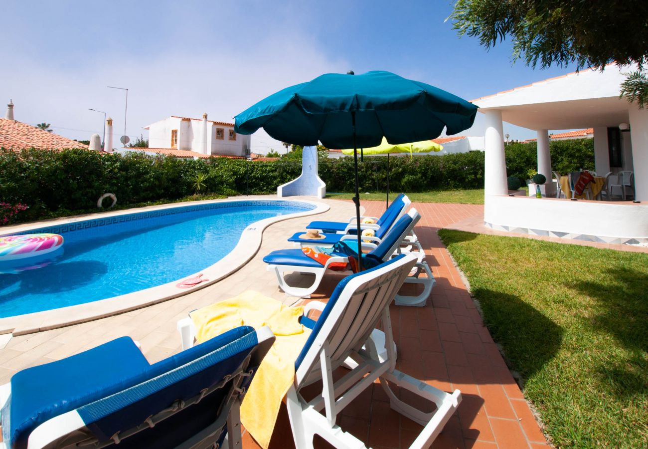 Villa em Albufeira - Villa 7 - Piscina privada perto da Oura