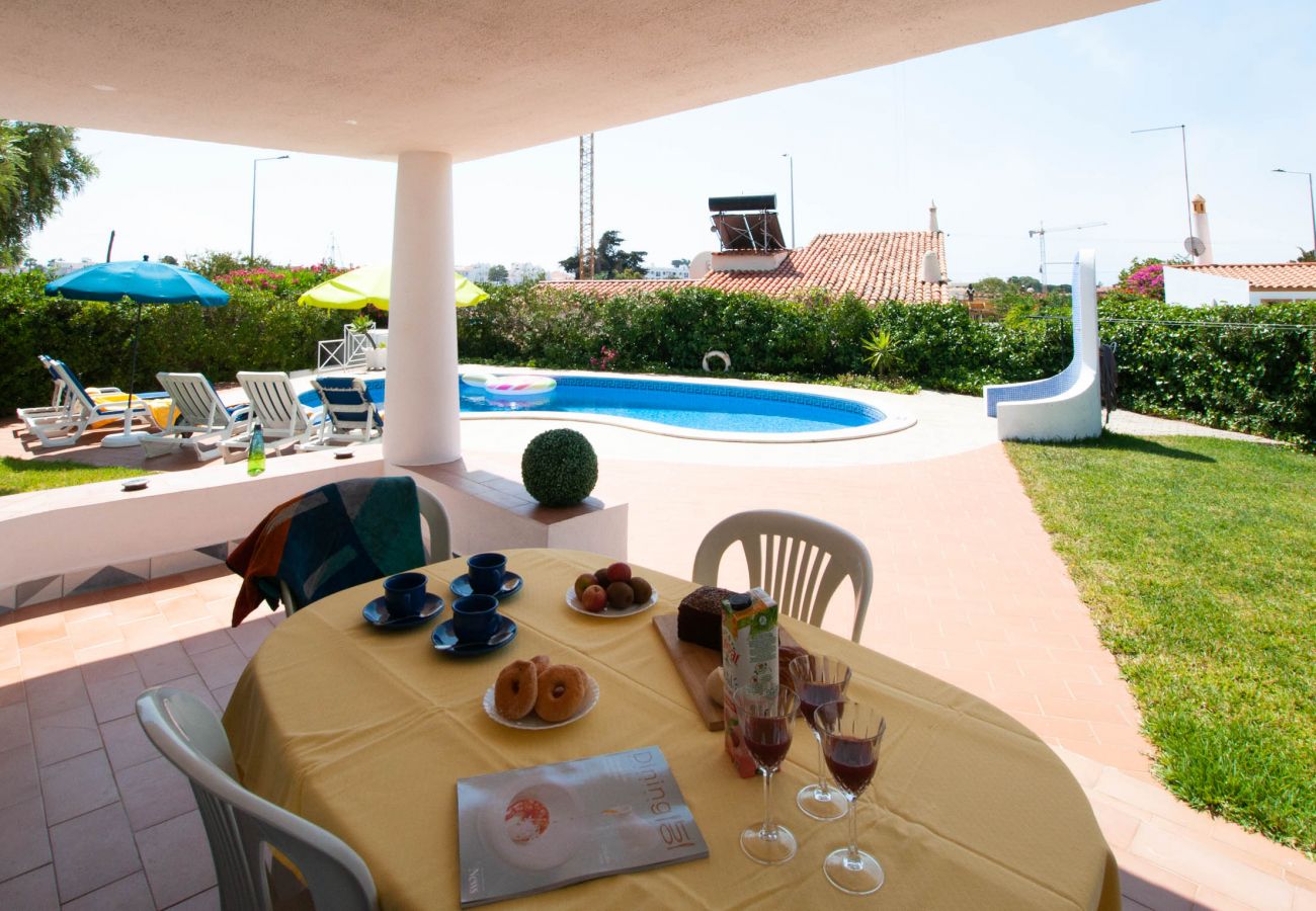 Villa em Albufeira - Villa 7 - Piscina privada perto da Oura