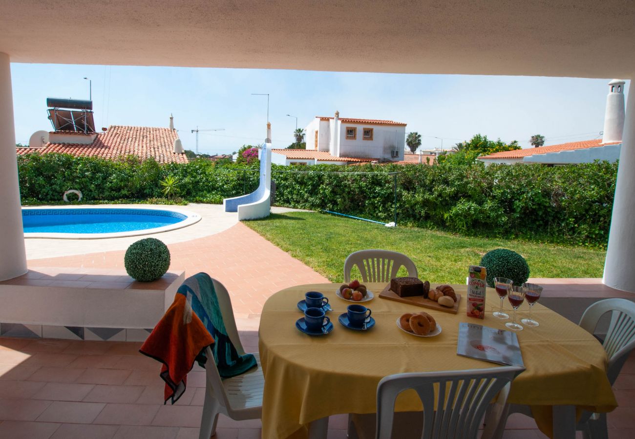 Villa em Albufeira - Villa 7 - Piscina privada perto da Oura