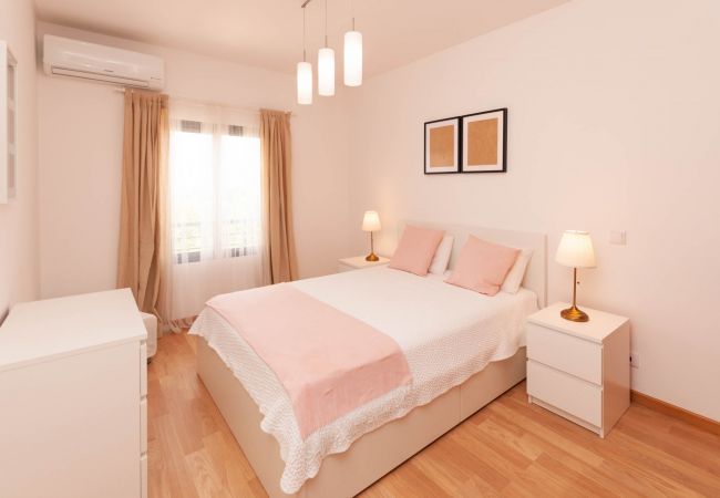 Apartamento em Albufeira -  Almond Apartment Ocv - Piscina & Garagem Apartamento em Albufeira -  Almond Apartment Ocv - Piscina & Garagem