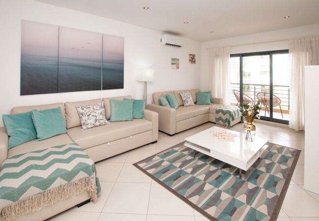 Apartamento em Albufeira -  Almond Apartment Ocv - Piscina & Garagem Apartamento em Albufeira -  Almond Apartment Ocv - Piscina & Garagem