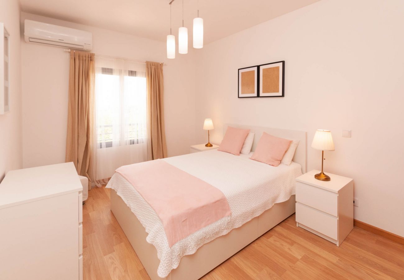 Apartamento em Albufeira -  Almond Apartment Ocv - Piscina & Garagem