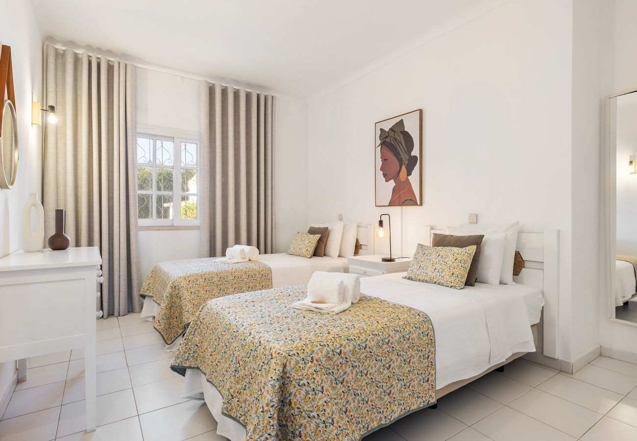Apartamento em Albufeira - Apt Acacia OCV - Piscina e Estacionamento