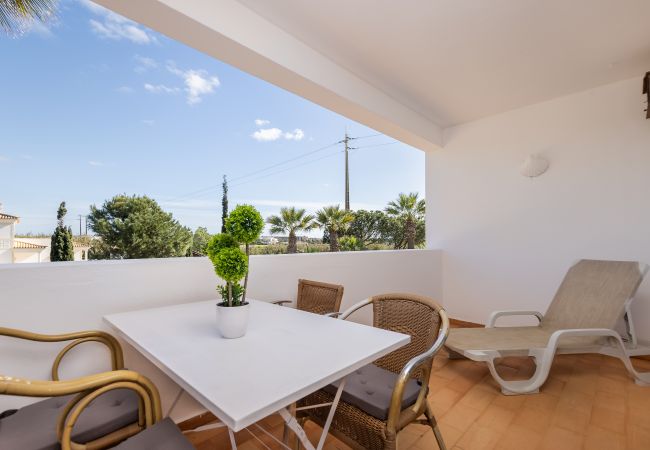 Apartamento em Albufeira - Apt Dalia OCV - Piscina e Estacionamento Apartamento em Albufeira - Apt Dalia OCV - Piscina e Estacionamento