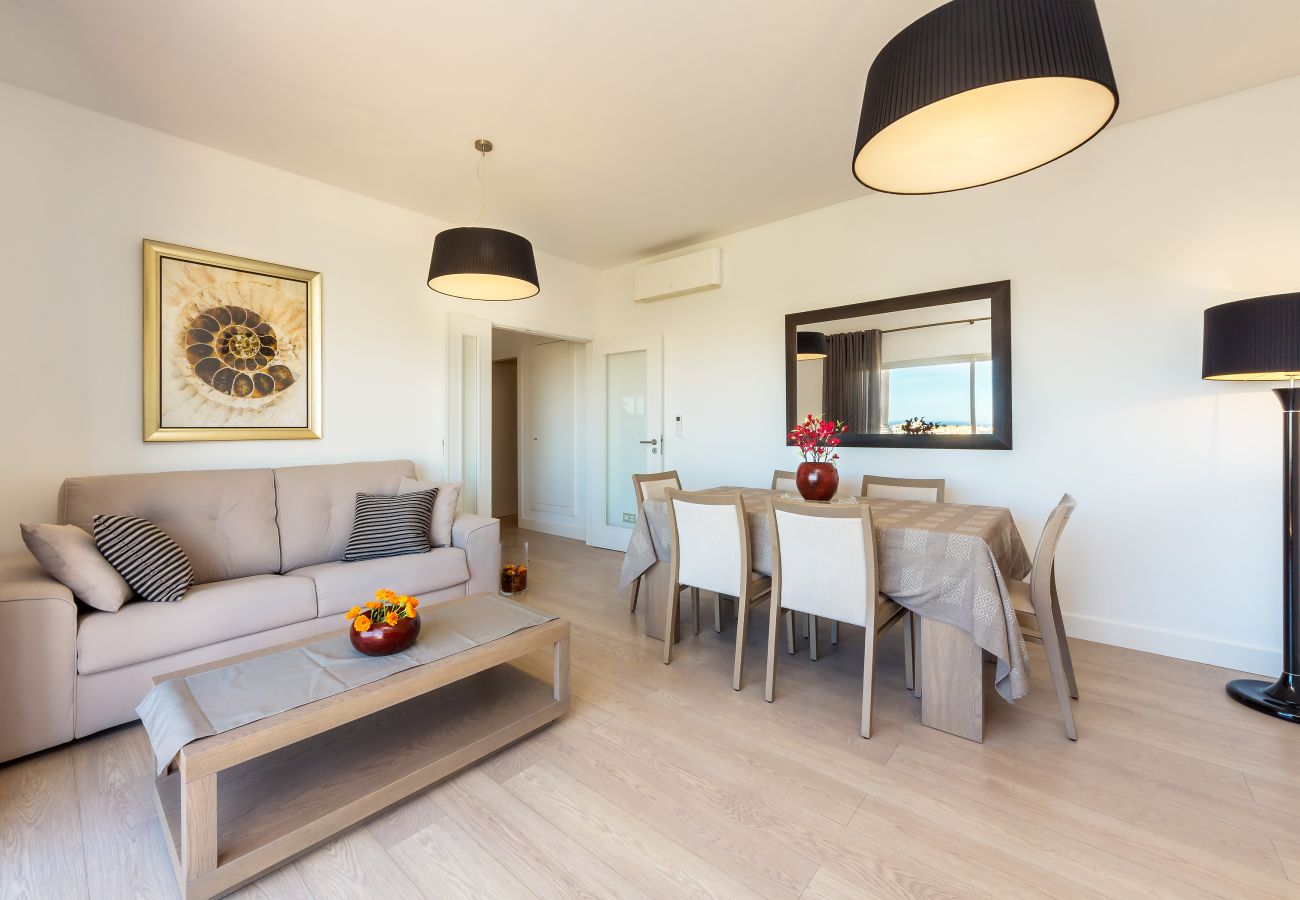 Apartamento em Albufeira - Apt. Deluxe OCV - Piscina & Vista sobre Albufeira