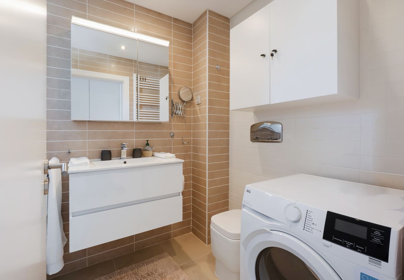 Apartamento em Albufeira - Apt. Deluxe OCV - Piscina & Vista sobre Albufeira