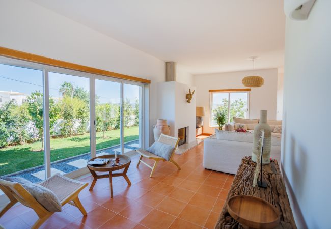 Villa em Albufeira - Villa Jute OCV - Piscina privada e garagem Villa em Albufeira - Villa Jute OCV - Piscina privada e garagem