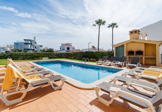 Villa em Albufeira - Casa da Praia - 5 minutos a pé Praia Villa em Albufeira - Casa da Praia - 5 minutos a pé Praia