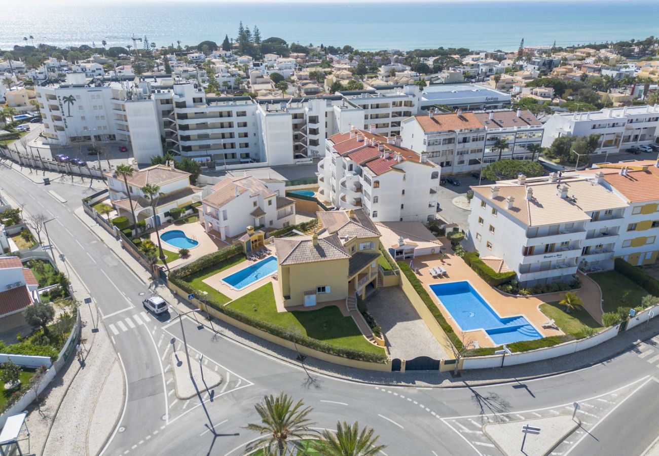 Villa em Albufeira - Casa da Praia - 5 minutos a pé Praia
