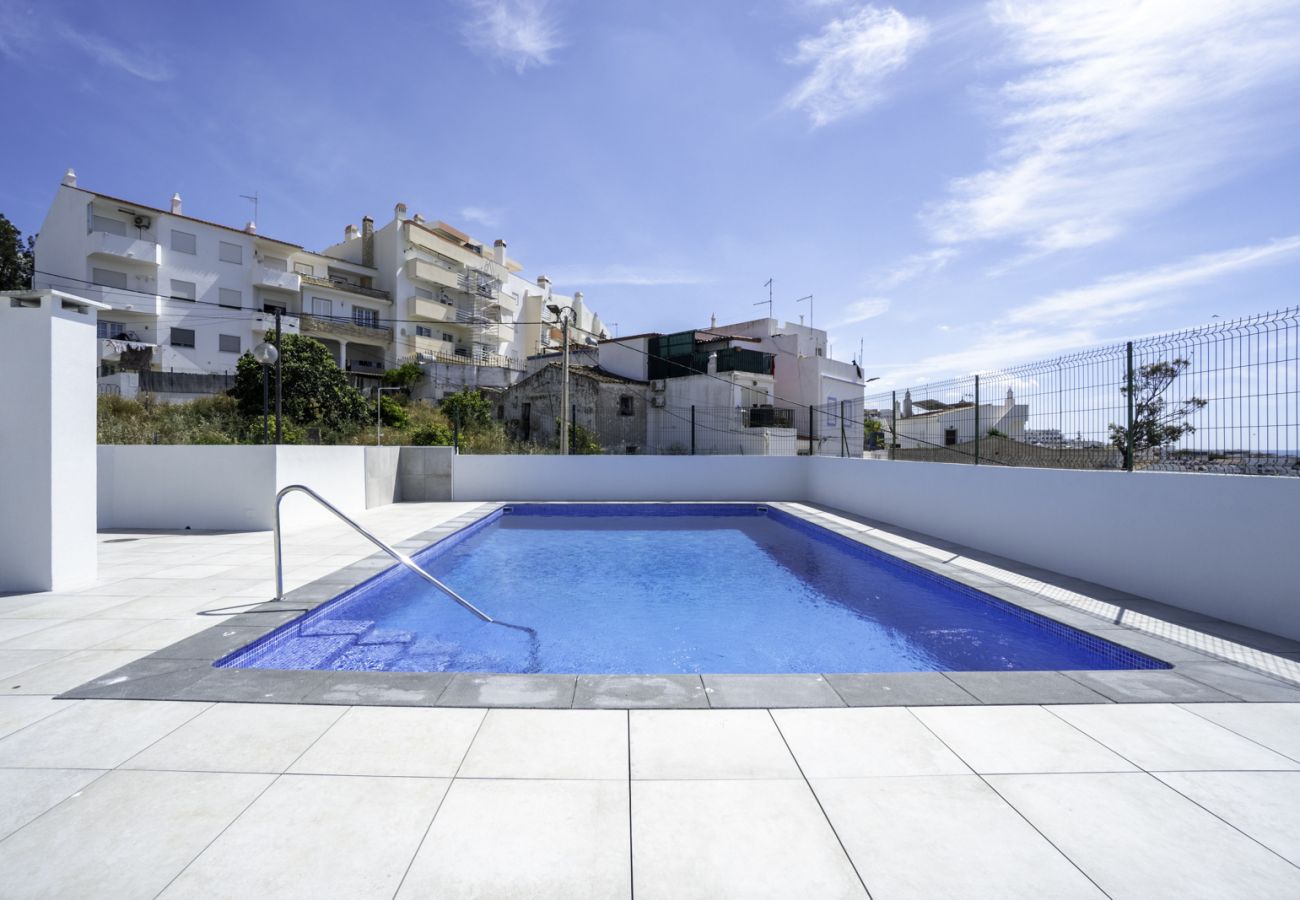 Apartamento em Albufeira - Central Apartment - Piscina no Rooftop
