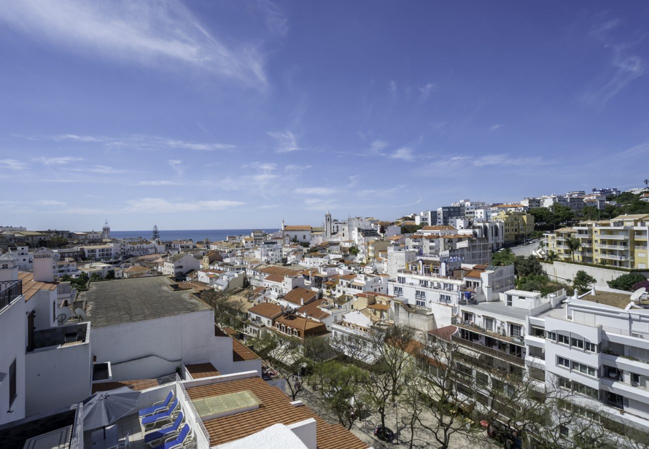 Apartamento em Albufeira - Central Apartment - Piscina no Rooftop