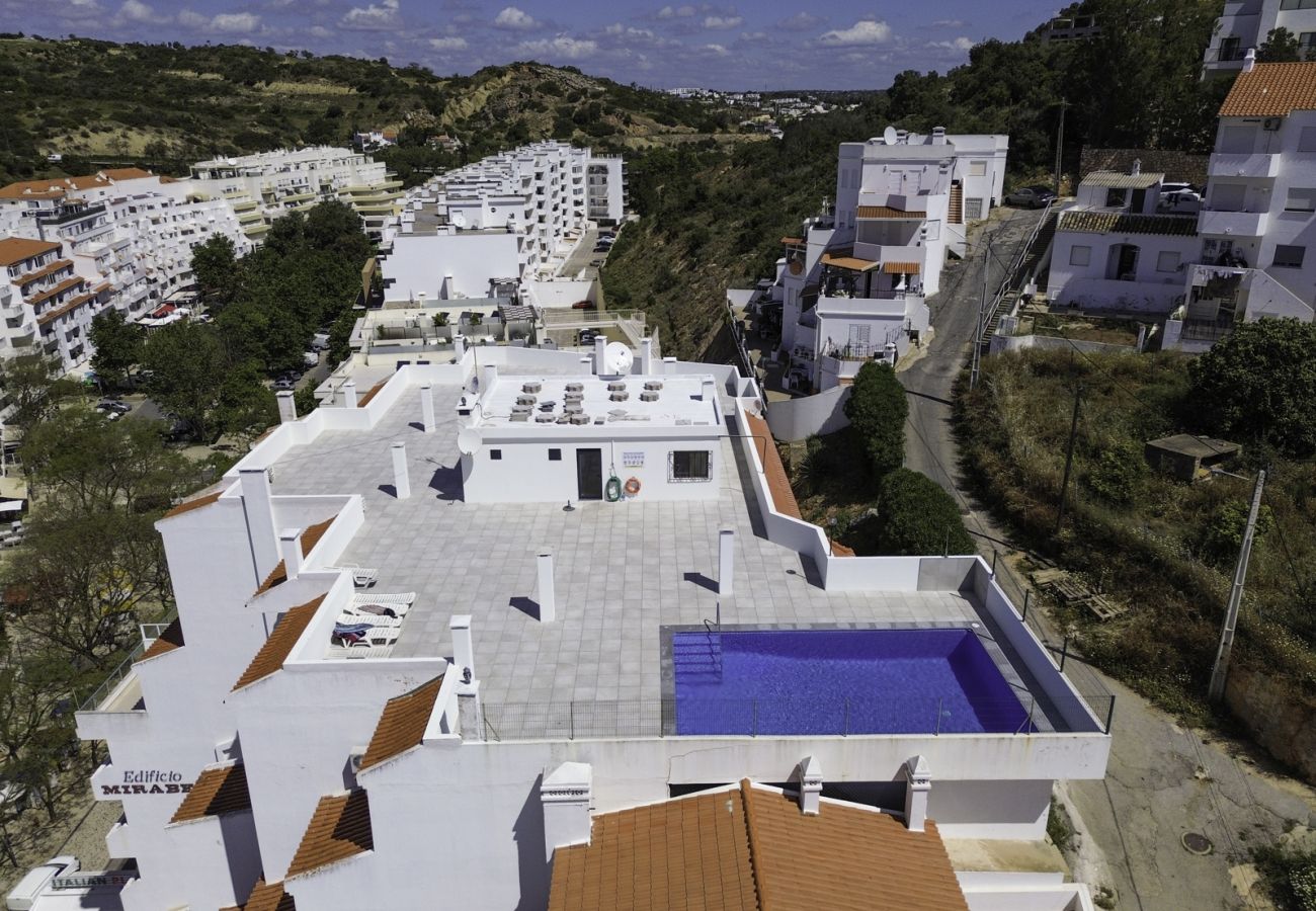 Apartamento em Albufeira - Central Apartment - Piscina no Rooftop