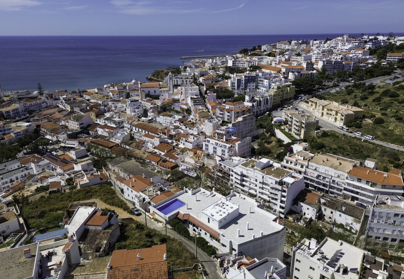 Apartamento em Albufeira - Central Apartment - Piscina no Rooftop