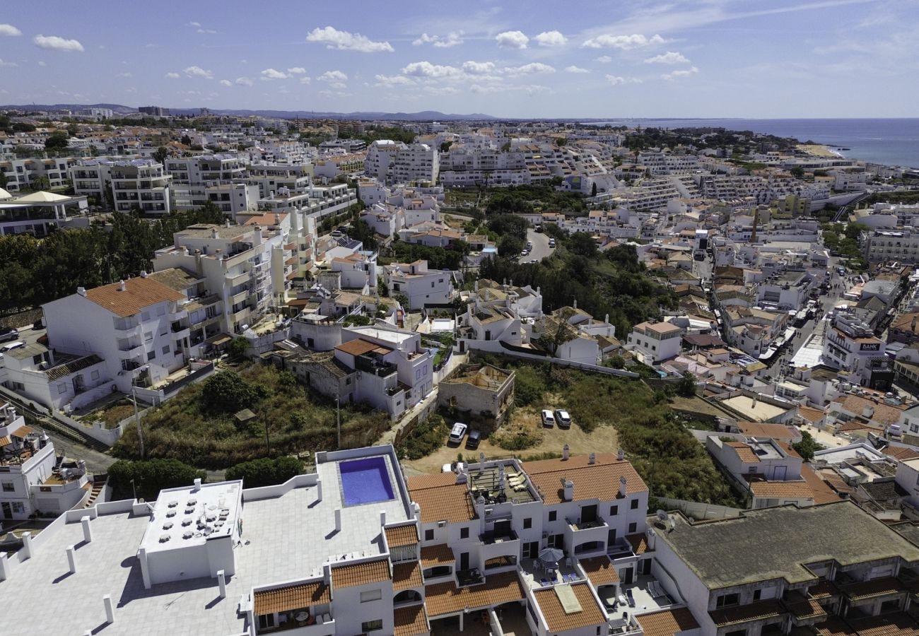 Apartamento em Albufeira - Central Apartment - Piscina no Rooftop