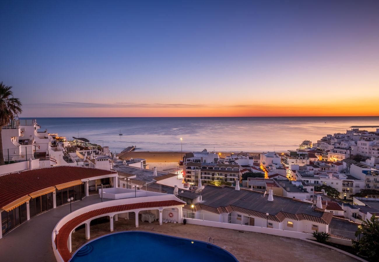 Apartamento em Albufeira - Endless Blue Apt OCV- Frente Praia