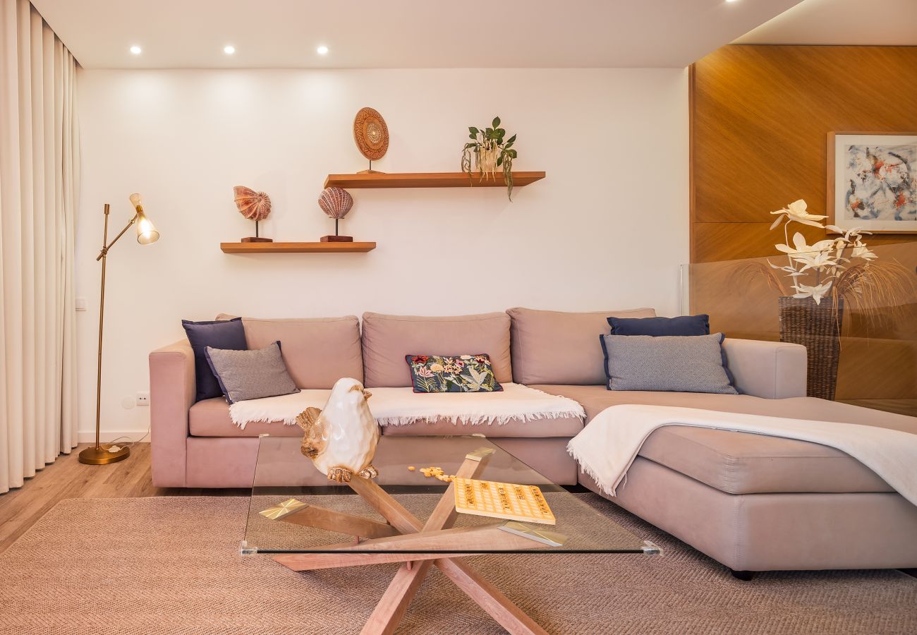 Apartamento em Albufeira - Endless Blue Apt OCV - Frente Praia, piscina