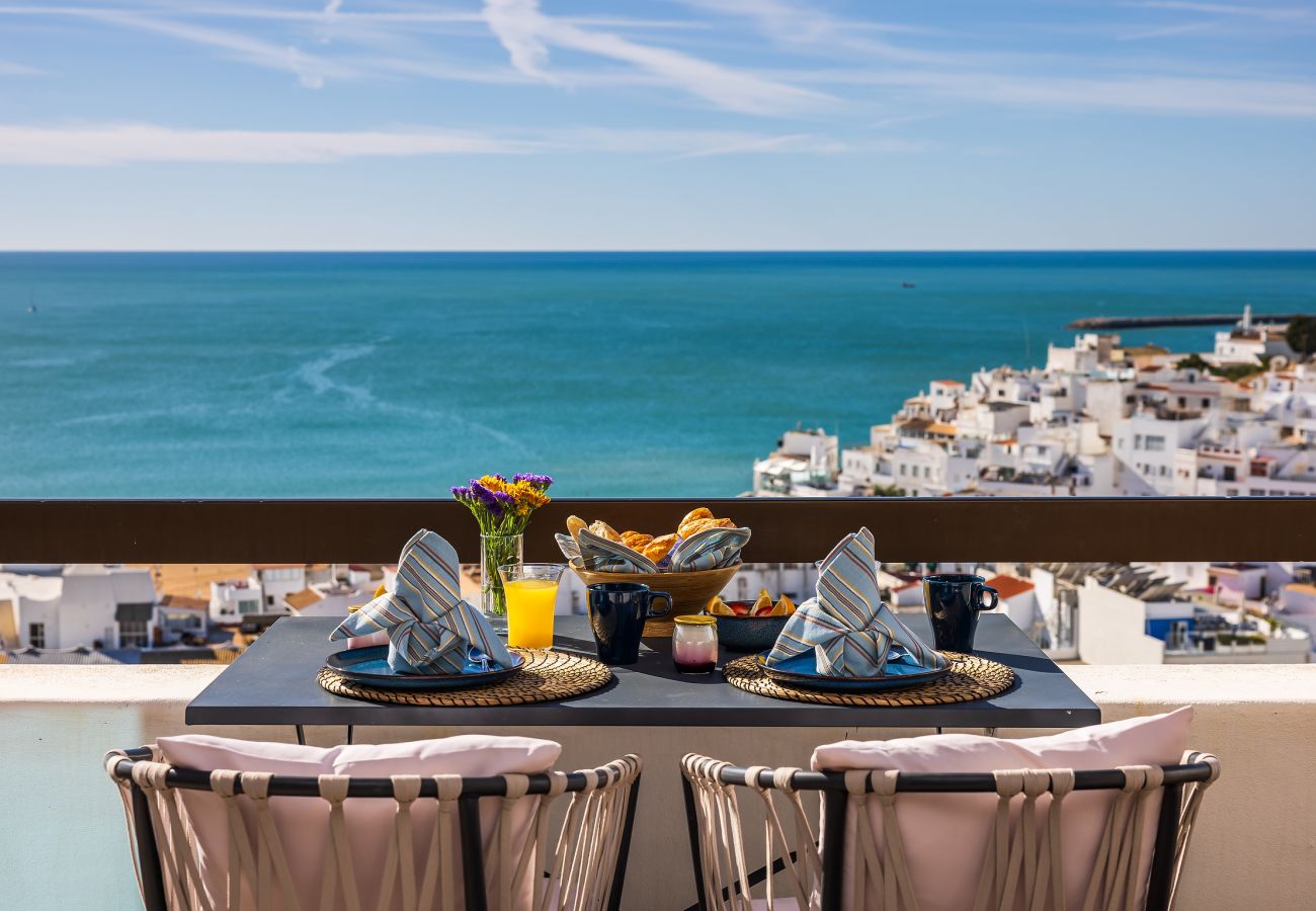 Apartamento em Albufeira - Endless Blue Apt OCV - Frente Praia, piscina
