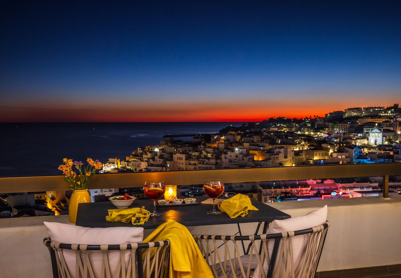 Apartamento em Albufeira - Endless Blue Apt OCV - Frente Praia, piscina