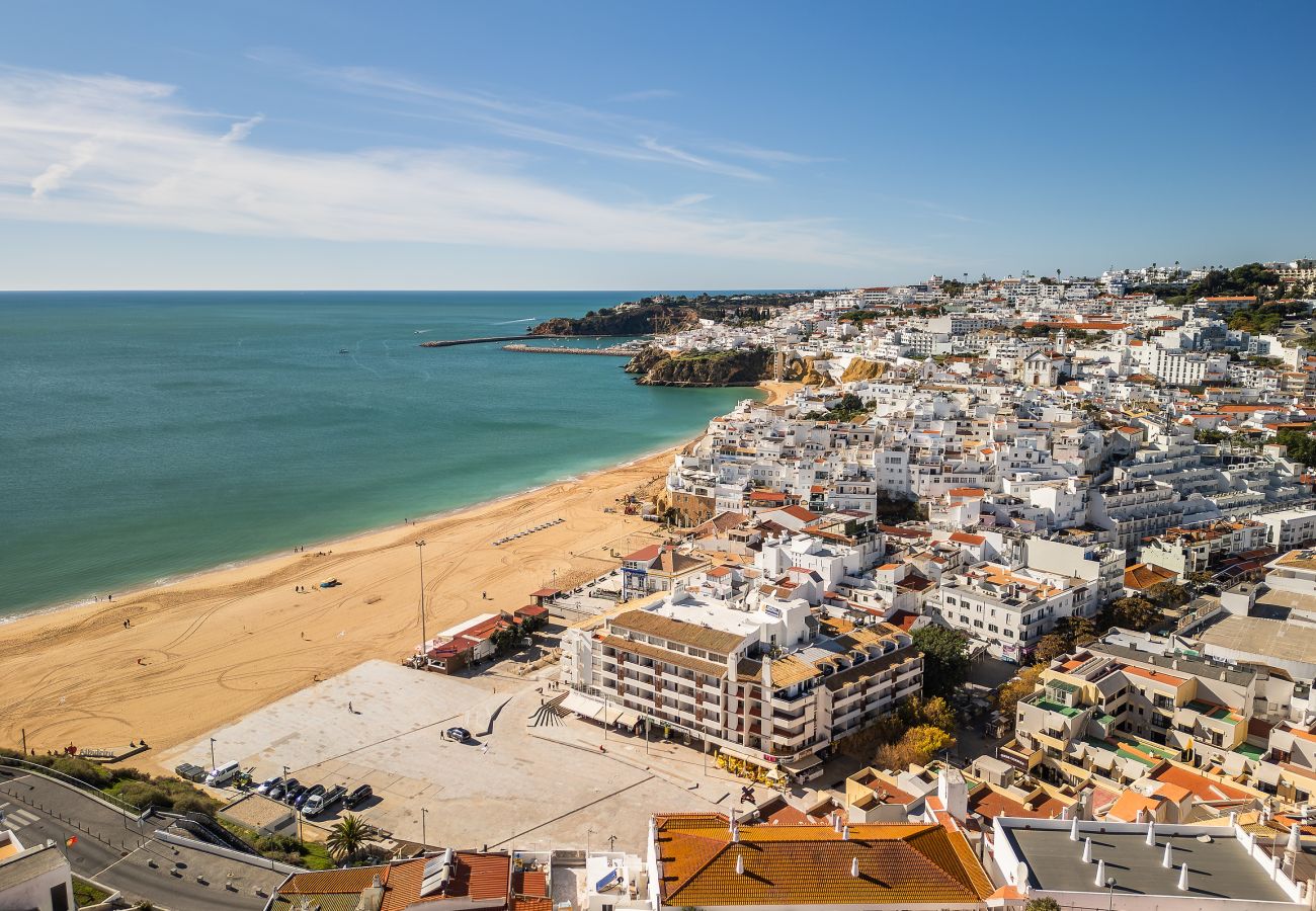 Apartamento em Albufeira - Endless Blue Apt OCV - Frente Praia, piscina