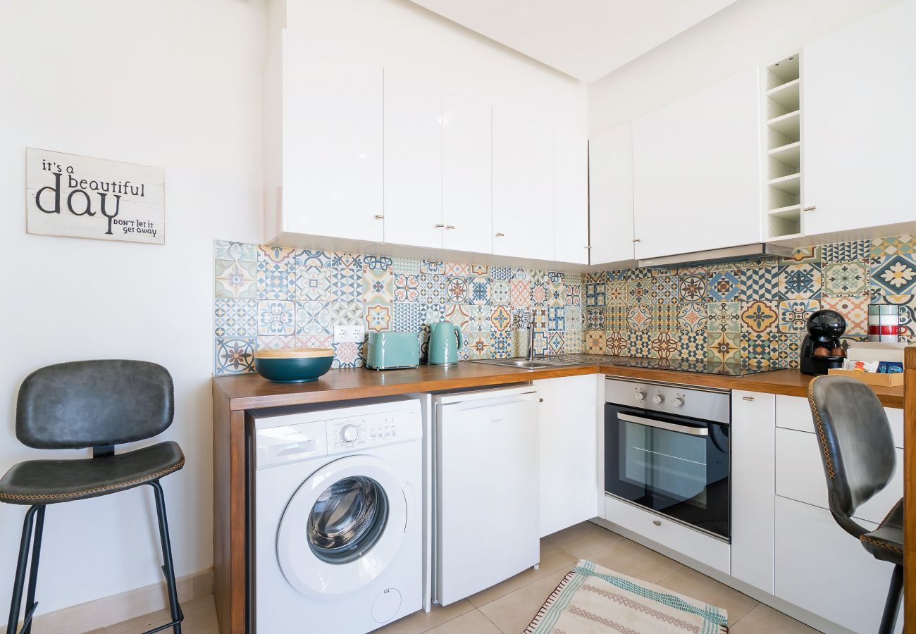 Apartamento em Albufeira - Boat Apt OCV - 100 metros praia, com piscina