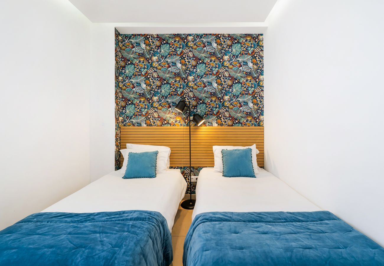 Apartamento em Albufeira - Boat Apt OCV - 100 metros praia, com piscina