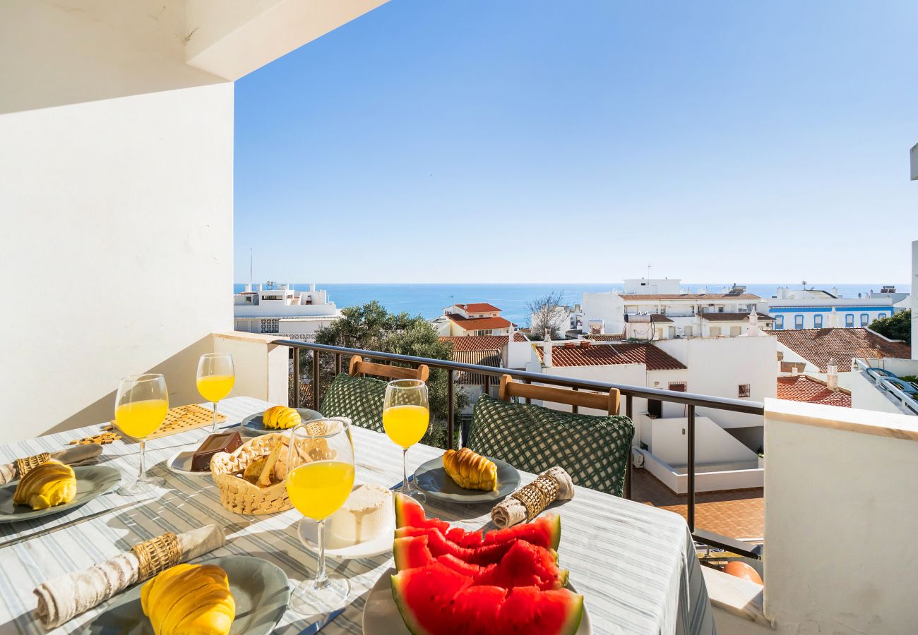 Apartamento em Albufeira - Boat Apt OCV - 100 metros praia, com piscina