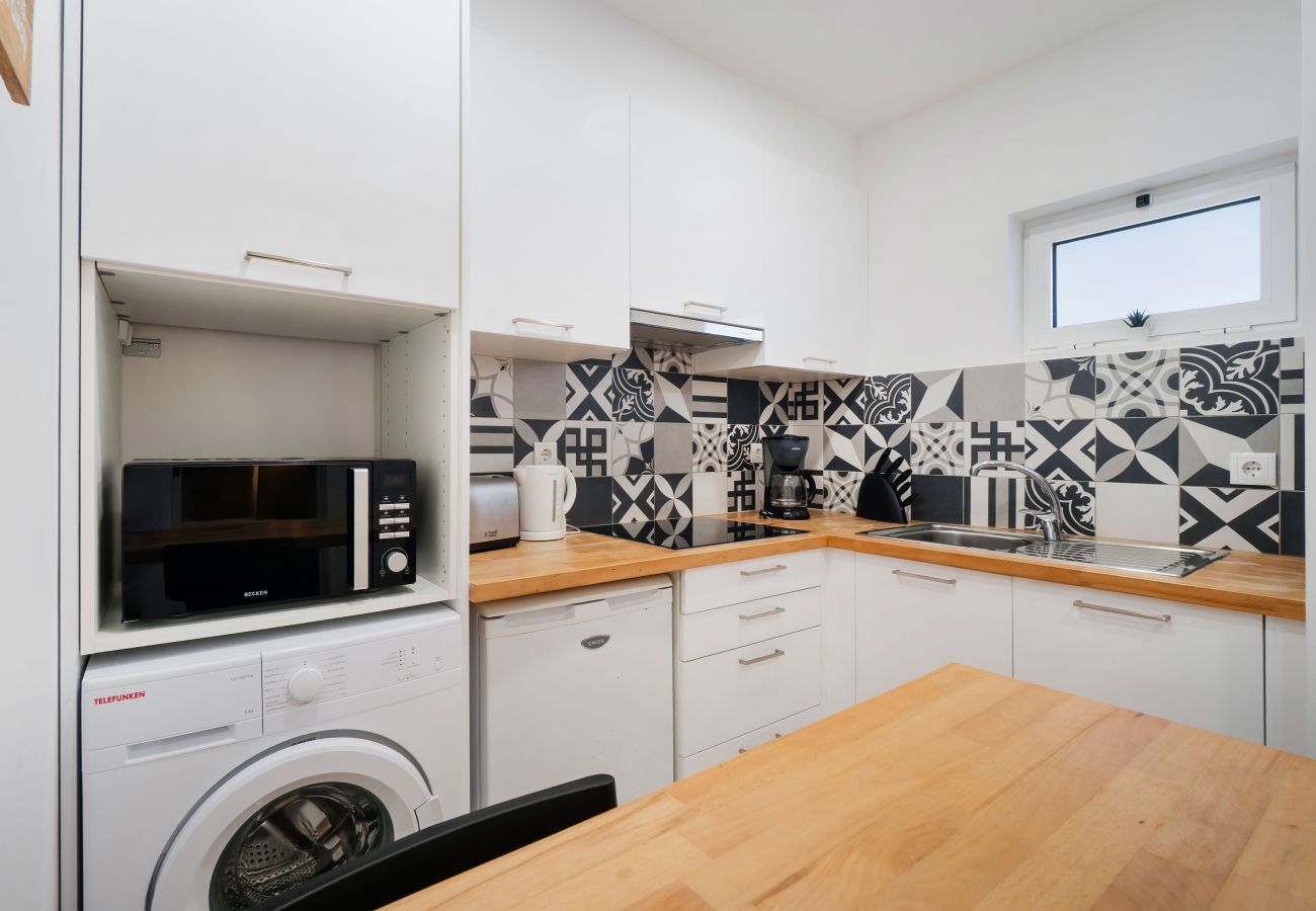 Apartamento em Albufeira - Boat Apt OCV - 100 metros praia, com piscina