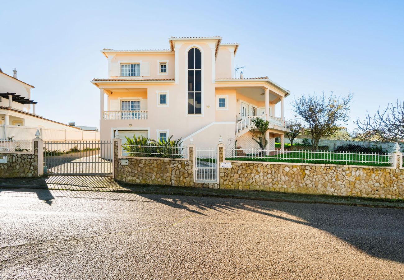 Villa em Albufeira - Villa Umbelina OCV - 5min Praia Arrifes - Sala de Jogos