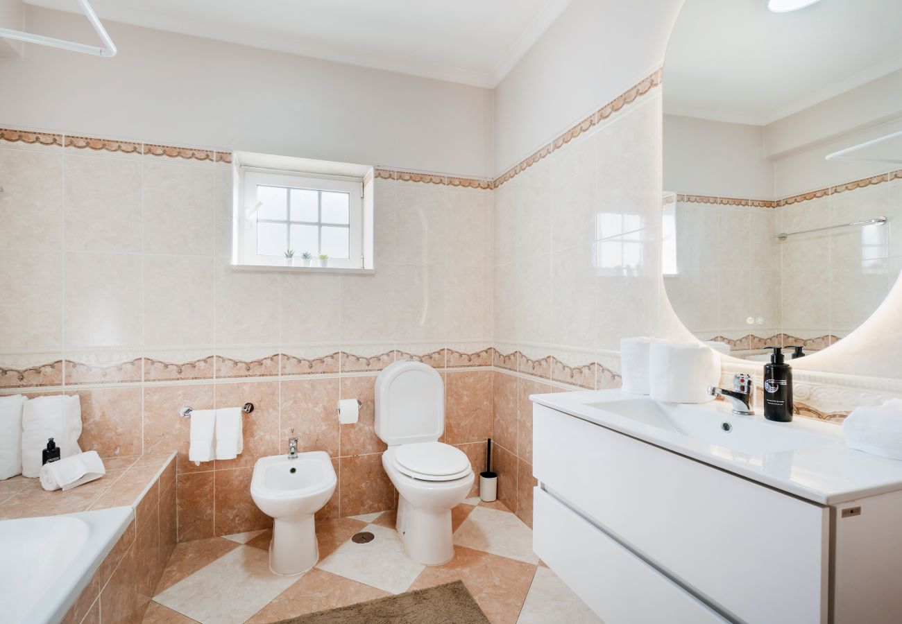 Villa em Albufeira - Villa Umbelina OCV - 5min Praia Arrifes - Sala de Jogos