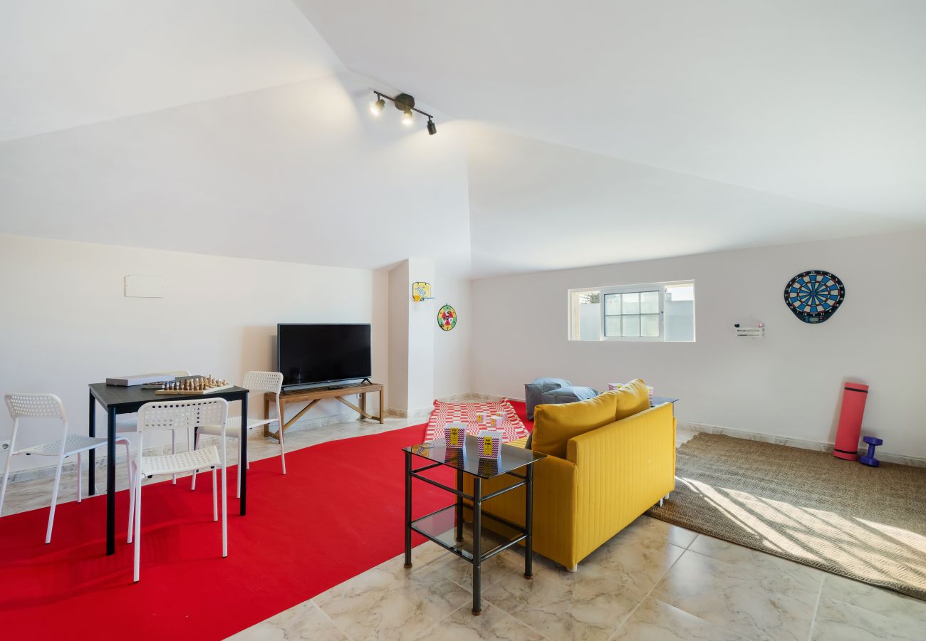 Villa em Albufeira - Villa Umbelina OCV - 5min Praia Arrifes - Sala de Jogos