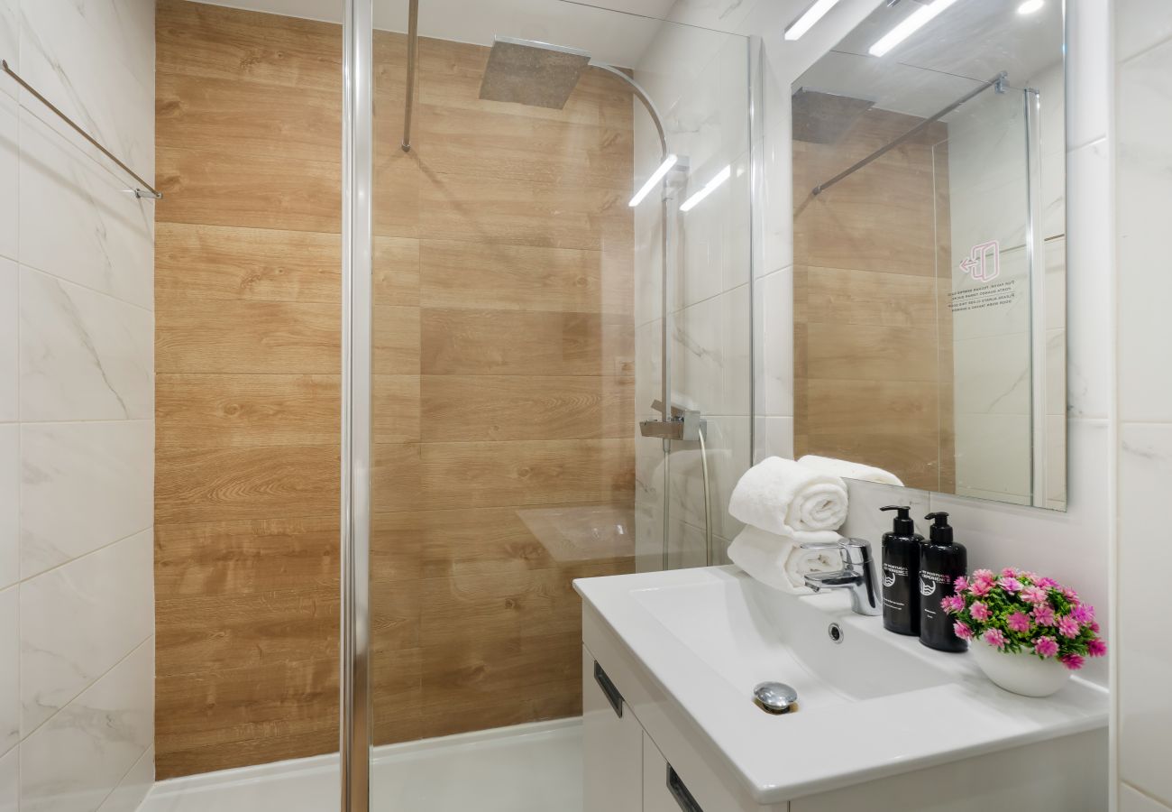 Apartamento em Albufeira - Boat Apt OCV - 100 metros praia, com piscina